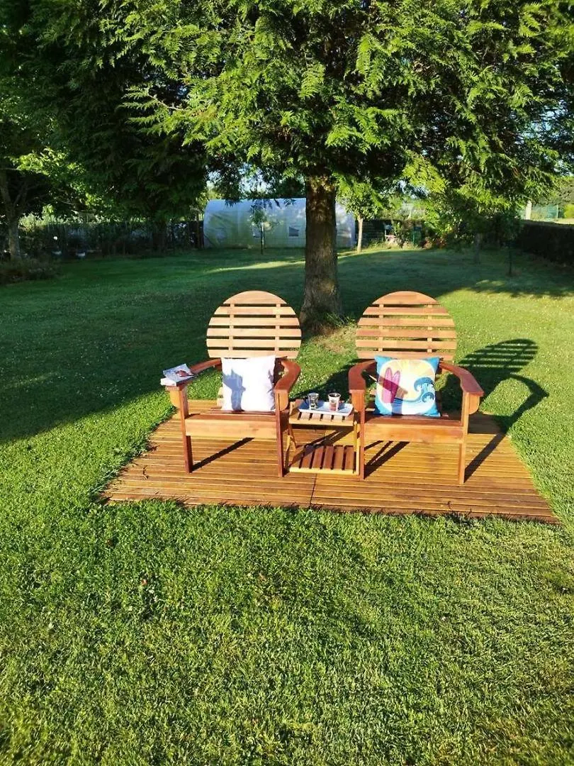 L'Araukaria Bed & Breakfast Tressignaux 0*,  France