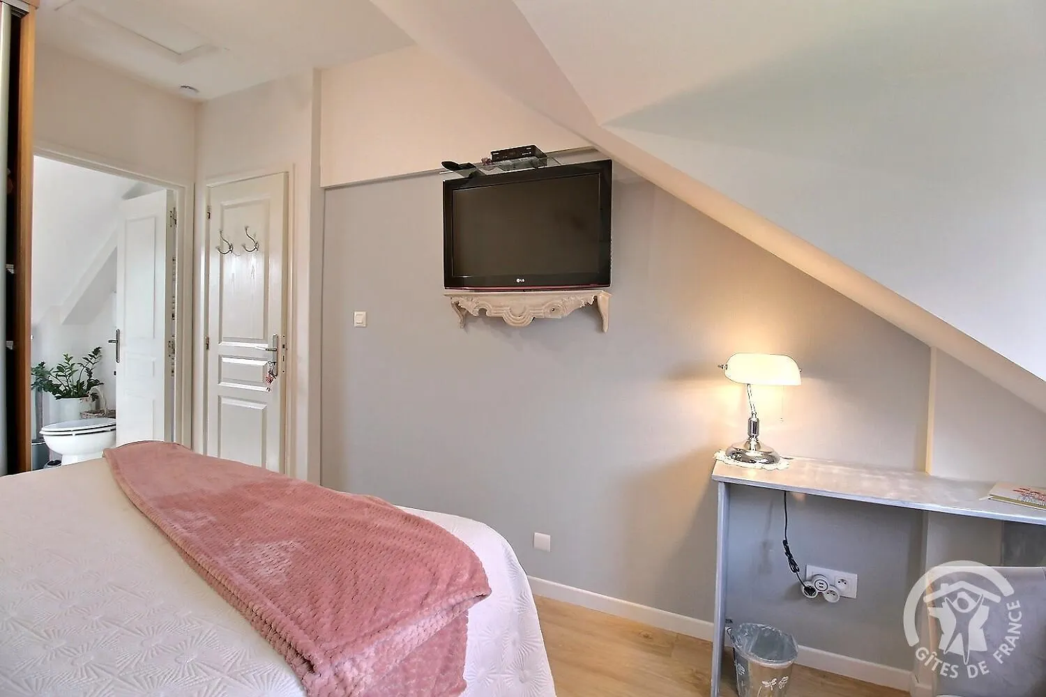 L'Araukaria Bed & Breakfast Tressignaux 0*,  France